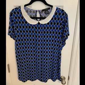 Women’s Peter Pan collared blouse